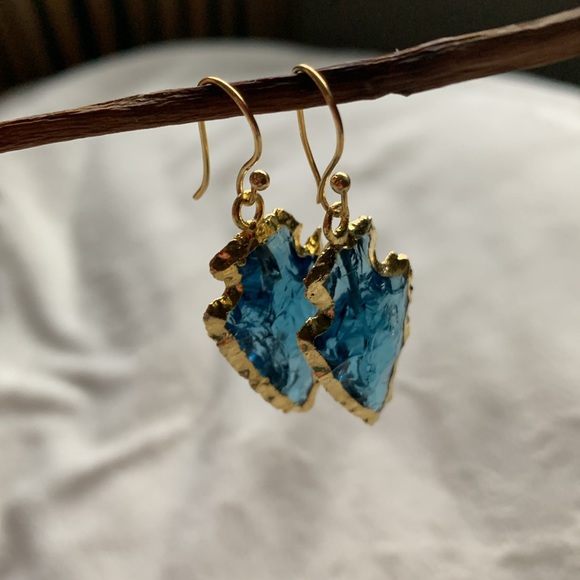 Arrowhead earrings clear blue textured jewel glass gold framed pierced new - Picture 11 of 12